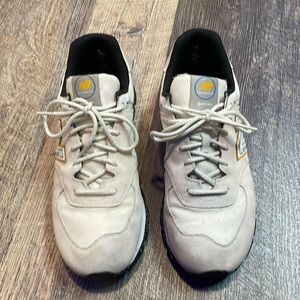 The new Balance 574 Rugged GTX ‘Grey White’